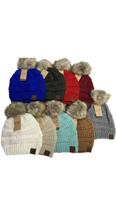 Thick knit faux beanie/fuzzy fur pom♡